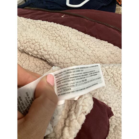 Abercrombie & Fitch Womens Parka Jacket Size Small Coat Burgundy Sherpa Preppy - Picture 7 of 13